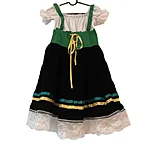 Kohe olemas dirndl