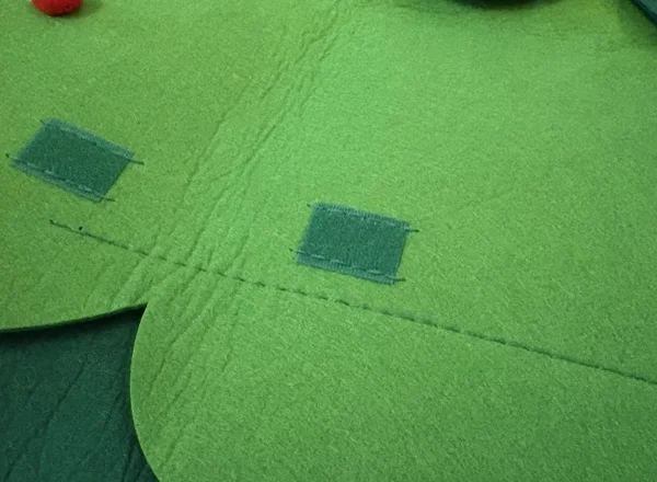 Suur vildist kuusk / kangast kuusepuu seinale