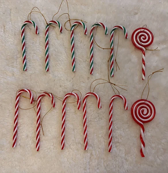 Jõulukommid kuusele / kuuseehted jõulukommide kujuga