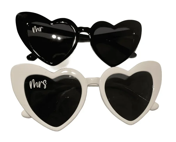 Naljakad aksessuaarid pulma / pruudi ja peigmehe päikseprillid