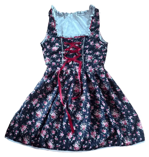 Punamütsikese kostüüm või dirndl