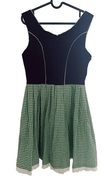 Kvaliteetne naiste Oktoberfesti dirndl