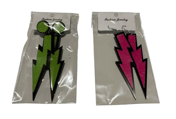 Välgu kujuga kõrvarõngad 1980 / 1990ndate peoks kohe olemas