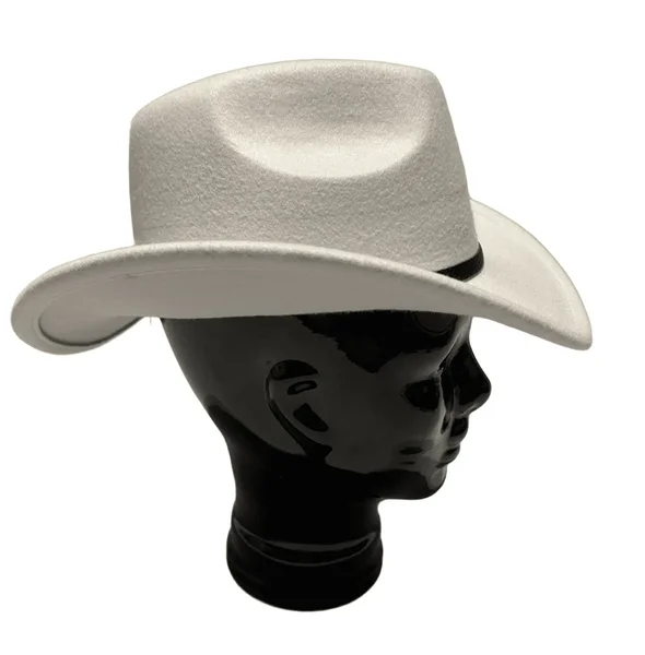 Valge kauboi kaabu kohe olemas