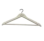 Valge riidepuu pulma