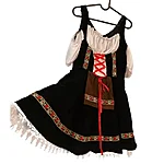 Dirndl rahvuslike mustritega 1