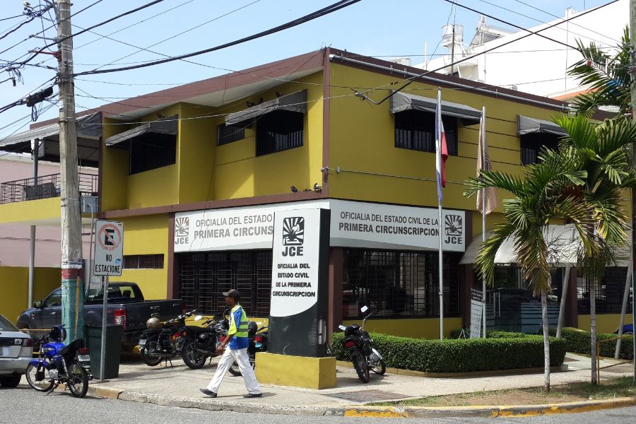 Photo du bureau d'état civil du 1er arrondissement de Santo Domingo où nous obtenons souvent des actes de décès pour nos clients