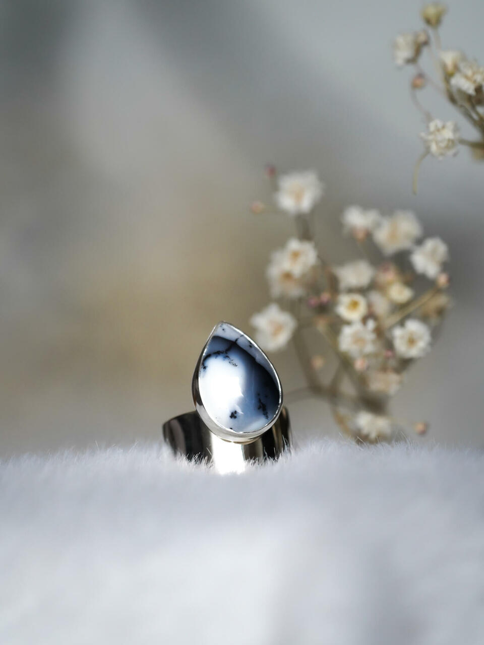 Dendriitopaaliga signature sõrmus