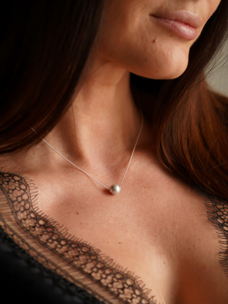 Helehalli pisikese mageveepärliga kaelakee 40 cm 