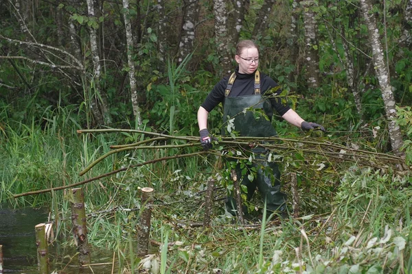 ELFi talguline Jänijõge taastamas. 2025. aasta suvi, foto: Jürgen Maidla.