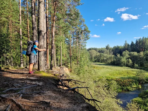Sirje Reinula, sedakorda Piusa jõe ääres (foto: Iris Reinula)