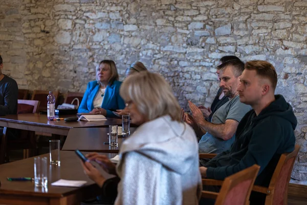 Tuleviku maaelu õppetuba Kelli Talvingu juhendamisel. Foto: Katre Liiv