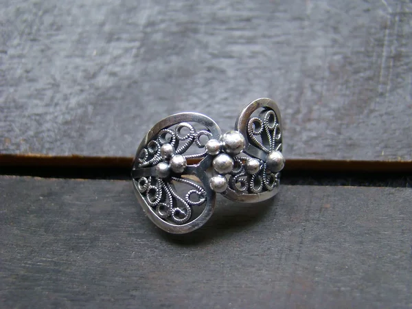 Sõrmus &quot;Vesiroos&quot; 2025. Hõbe 925, oksiid