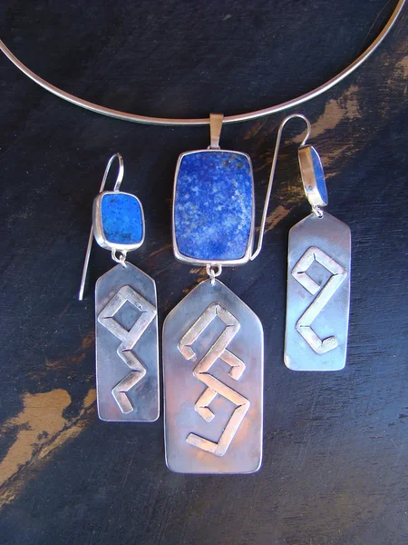 Ehtekomplekt "Taevamustrid". Hõbe 925+lasuriit. Omanik: Mari Kalkun