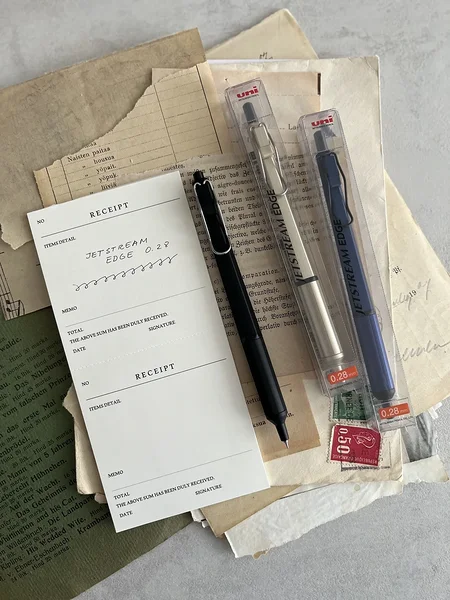 ballpoint pen Jetstream, uni