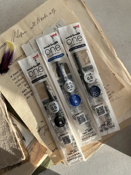 refills for gelpen uniball ONE, uni