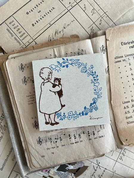 märkmepaber Holding Cat, Krimgen