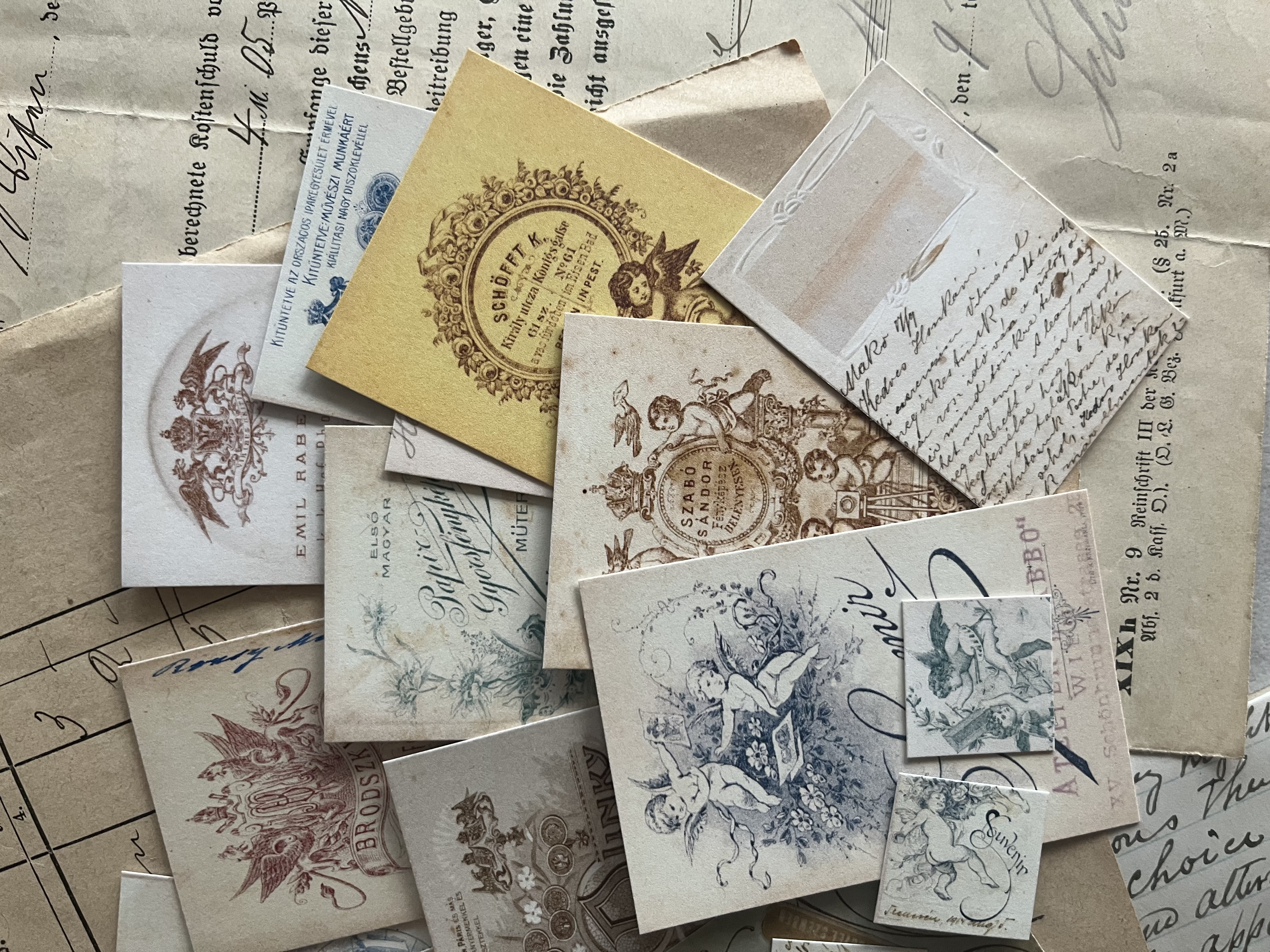 vintage-inspired advertisement cards, MicMoc – Jonna Studio