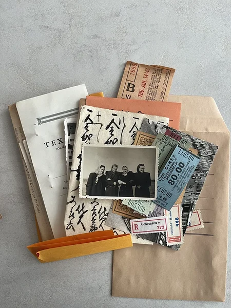 [vintage] Whispers from the Past