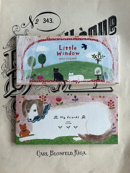 letterpad Window / Friends, Cozyca