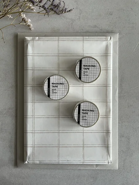 masking tape grid, Mindwave