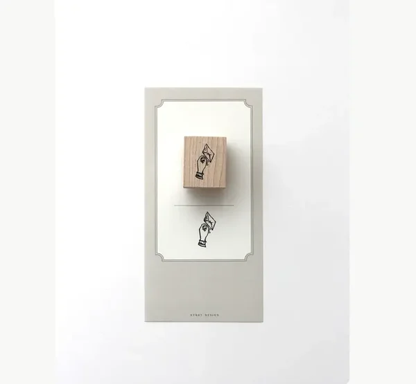 kummitempel Letter, Nyret Design