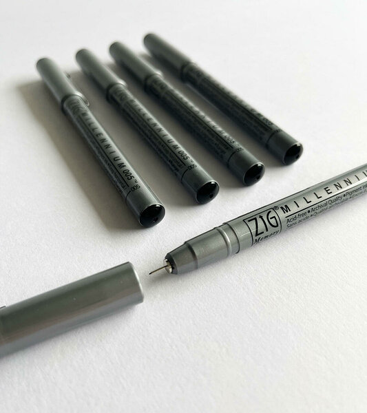 fineliner pen Millennium, Kuretake