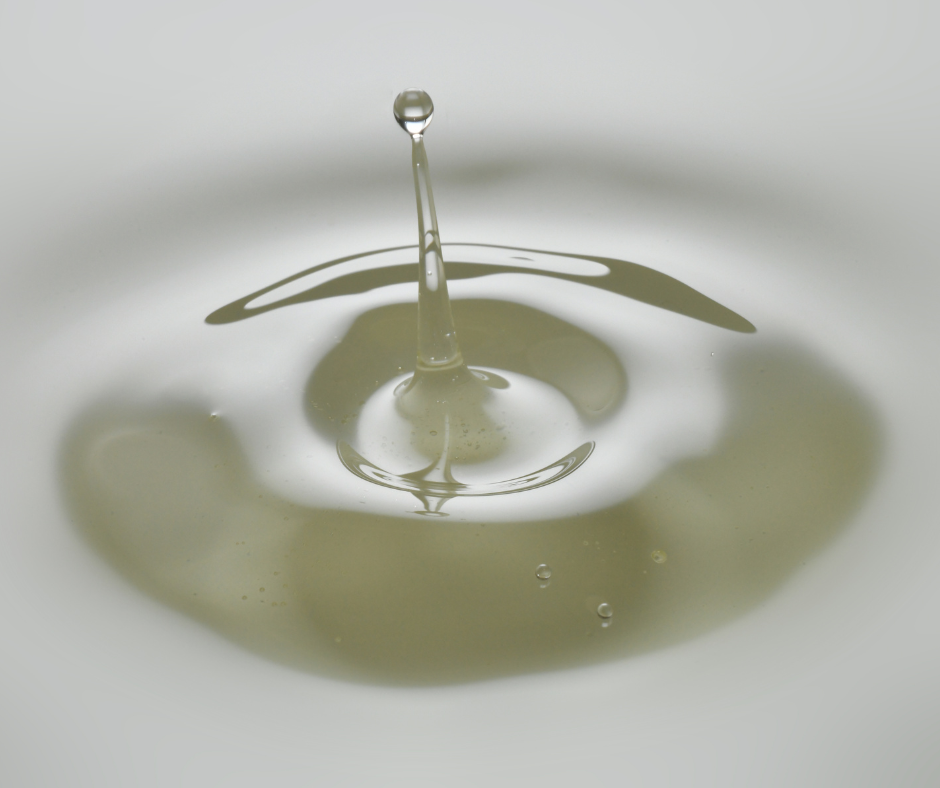 nahahooldusõli tilkumas 