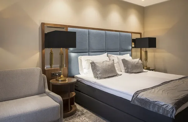 V Spaahotell