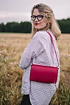 Fuchsia goods sholder
