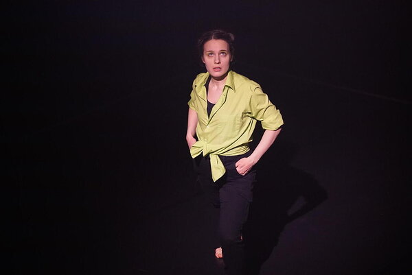 Lavastus "Pall on elu" (Jennifer Bagg 2024) Foto: Rebecca Green