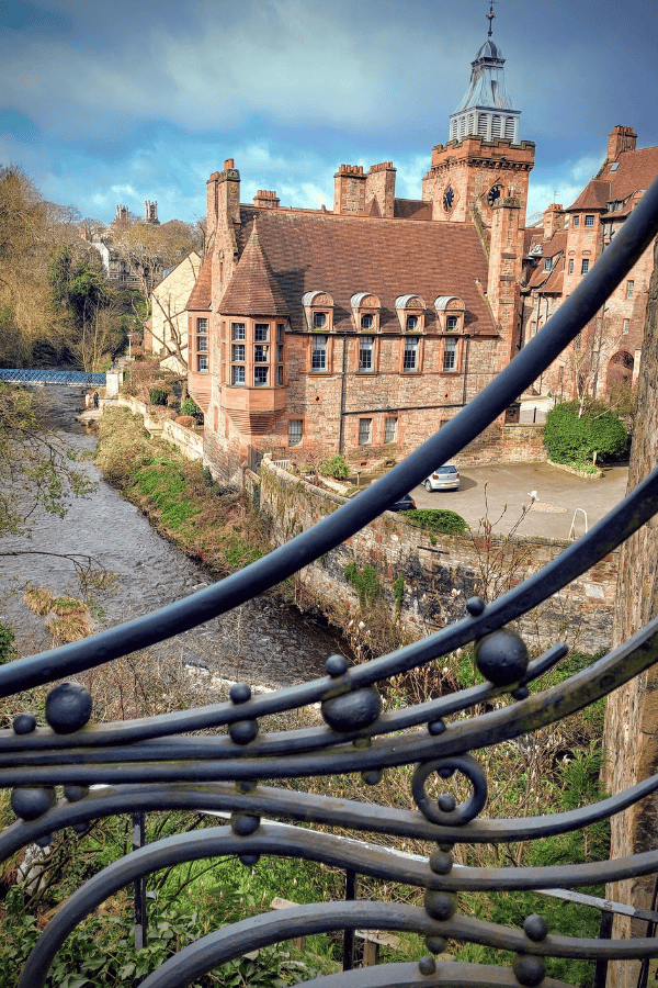 Dean's Village
