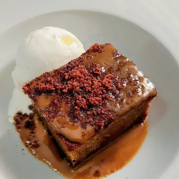 Sticky toffee pudding