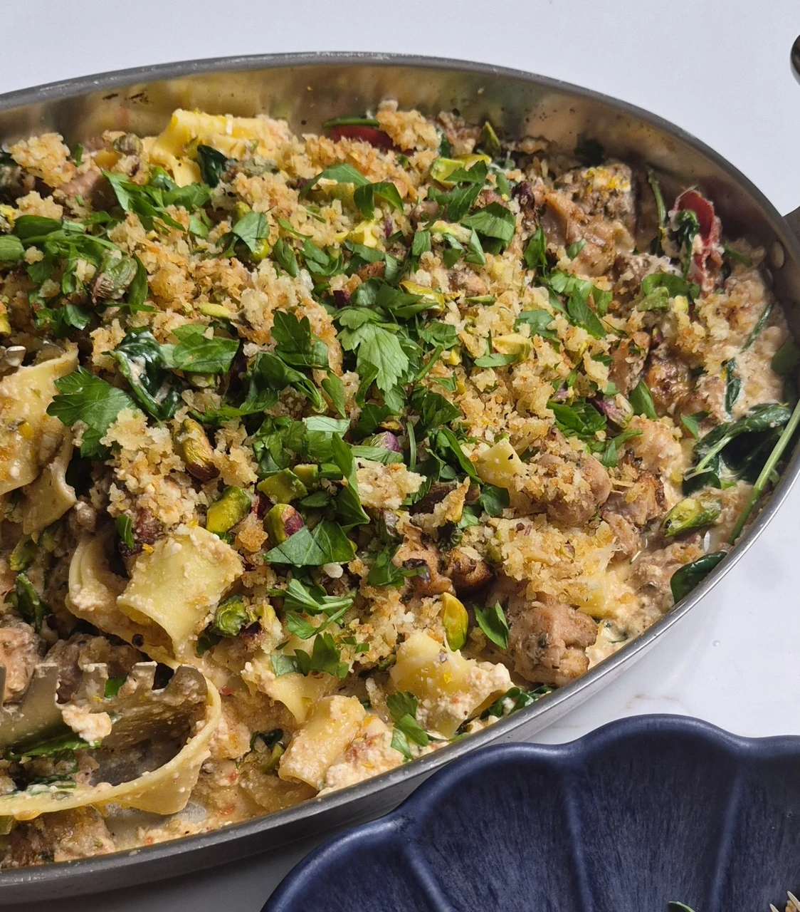 Kreemine ahjupasta ricotta kana ja krbeda pistaatsiapuruga