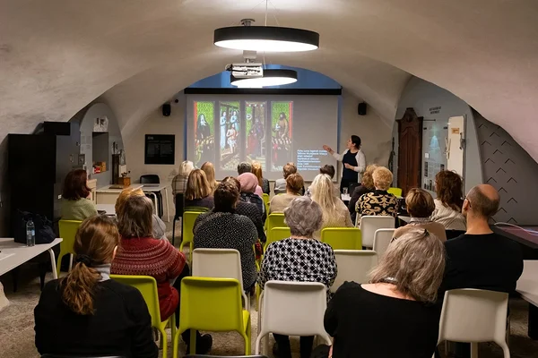 Loeng Suurgildi hoone eksperimentaarium ruumides