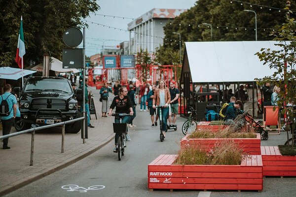 Tartu autovabaduse puiestee, autor: Mana Maasik