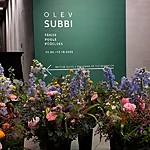 Tänulilled Olev Subbi näituse avamisele ERMis
