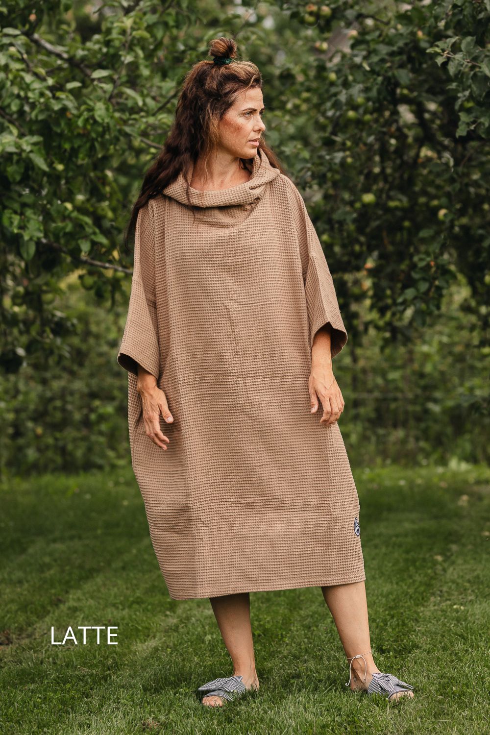 Latte varrukatega vahvelponcho