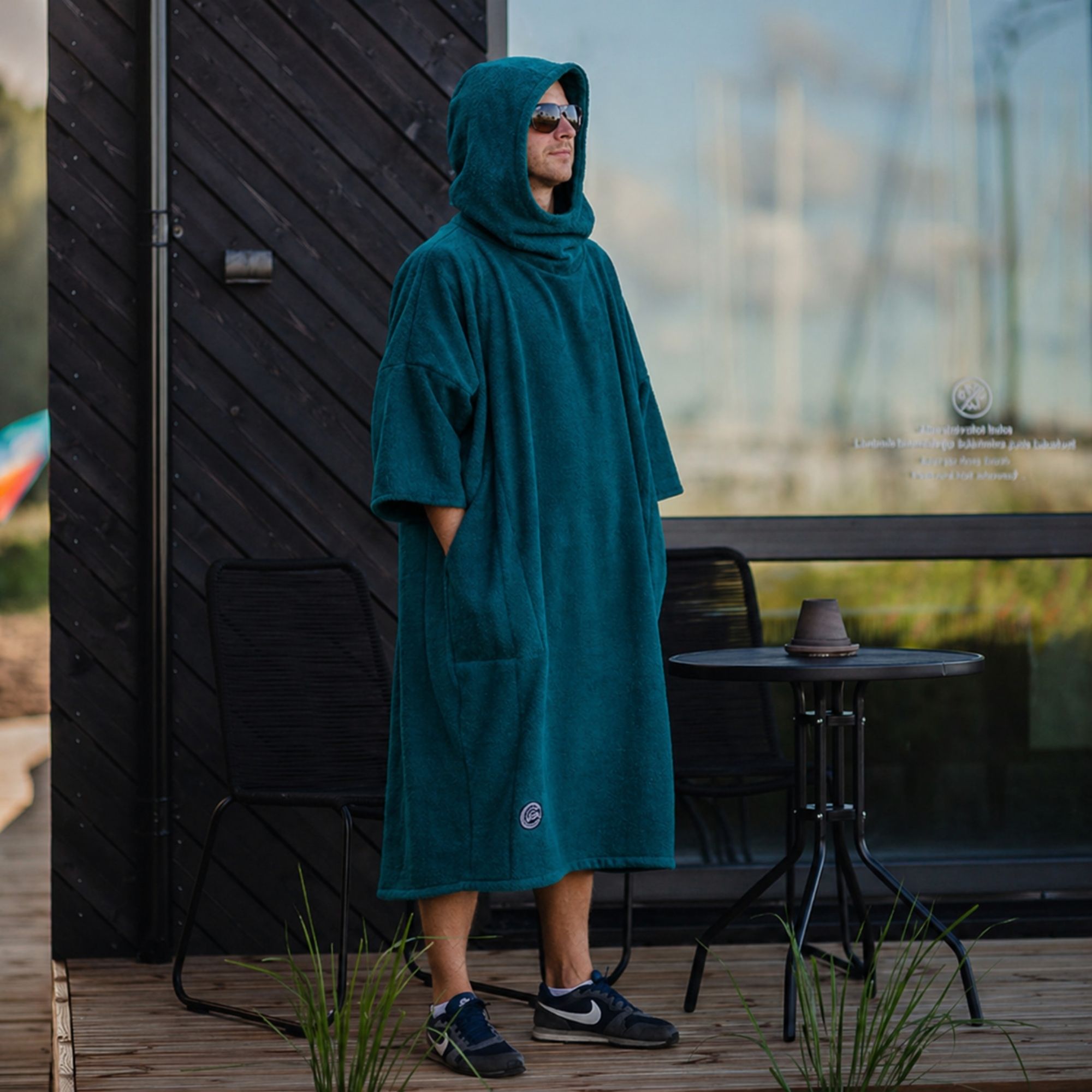 Bamboo Wellness surfiponcho