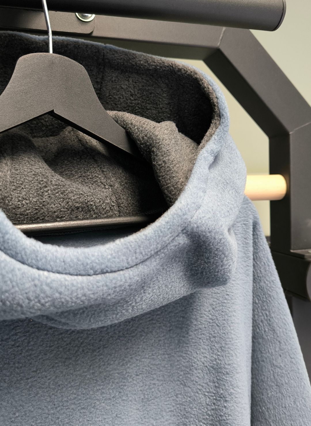 Sinakashall fliisist pusaponcho