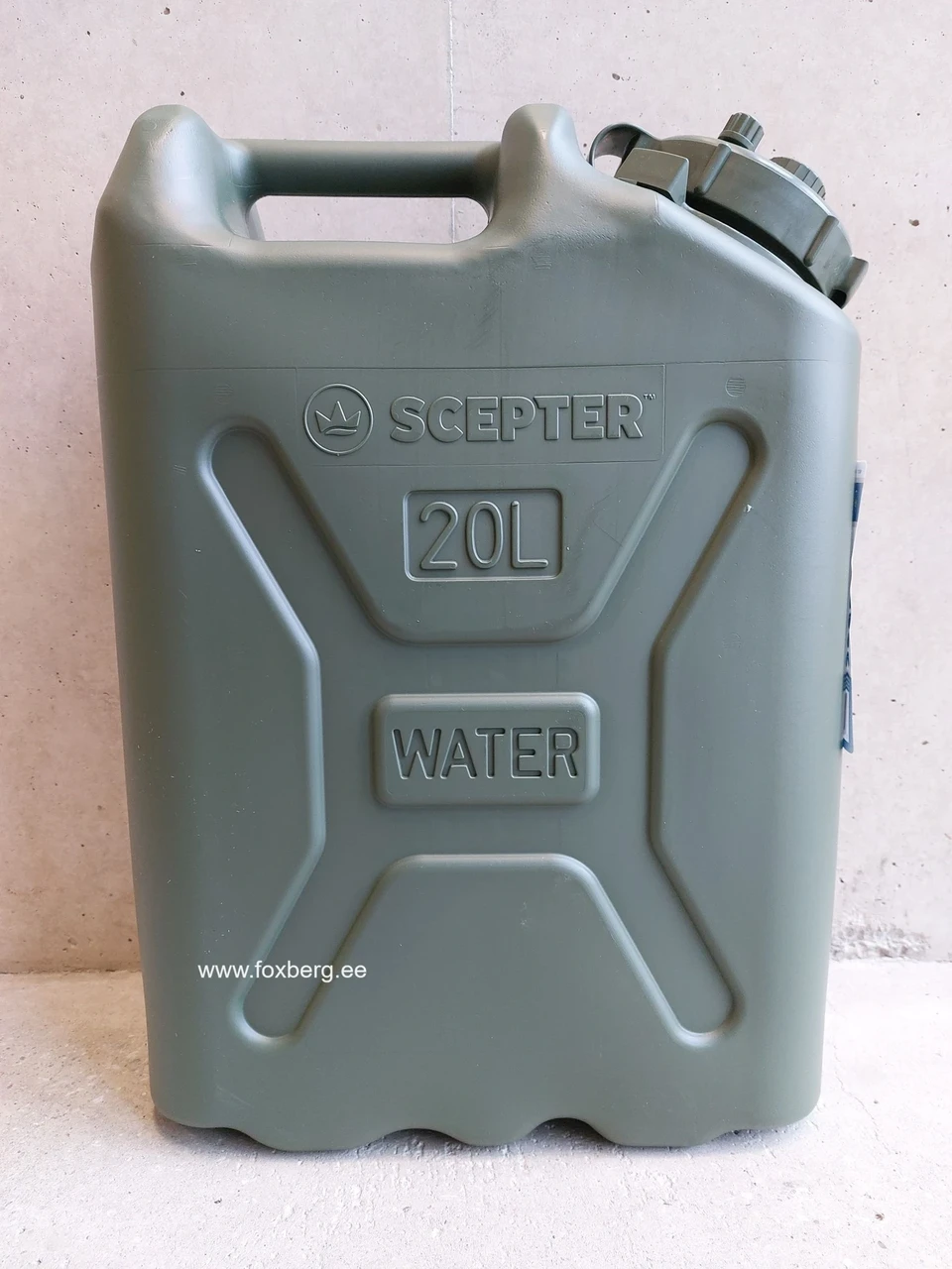 Jerricans eau militaires Scepter en stock