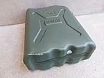 Scepter military jerrycans for water