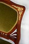 DIIVAN, TUGITOOLID, TOOLID - täielikult restaureeritud Juugend-komplekt - mahagon, kullatud messing-ornament, puitu süvistatud messingliistud, ajastu-truu sametkangas - haruldane, maitsekas, stiilne. 