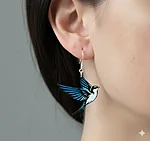 Pääsuke rippuv kõrvas (1)