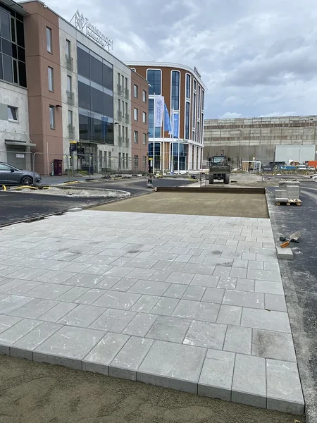 Kiviplatsi rajamine