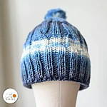 Cable knit gradient blue white acrylic reflective beanie rahecraft