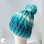 Cable knit gradient turquoise white acrylic beanie reflective pom rahecraft 1