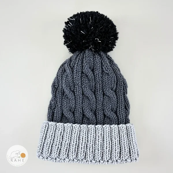 Kootud käsitöö kingitused meestele. Käsitsi kootud hall meriinovillane kahekordse soonikäärega talvemüts meestele.