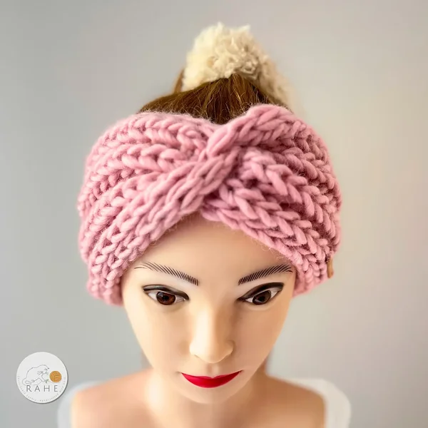 Chunky knit headband for women, pink twist knit ear warmer. Autumn and winter gift idea. Handmade in Estonia by RAHEcraft