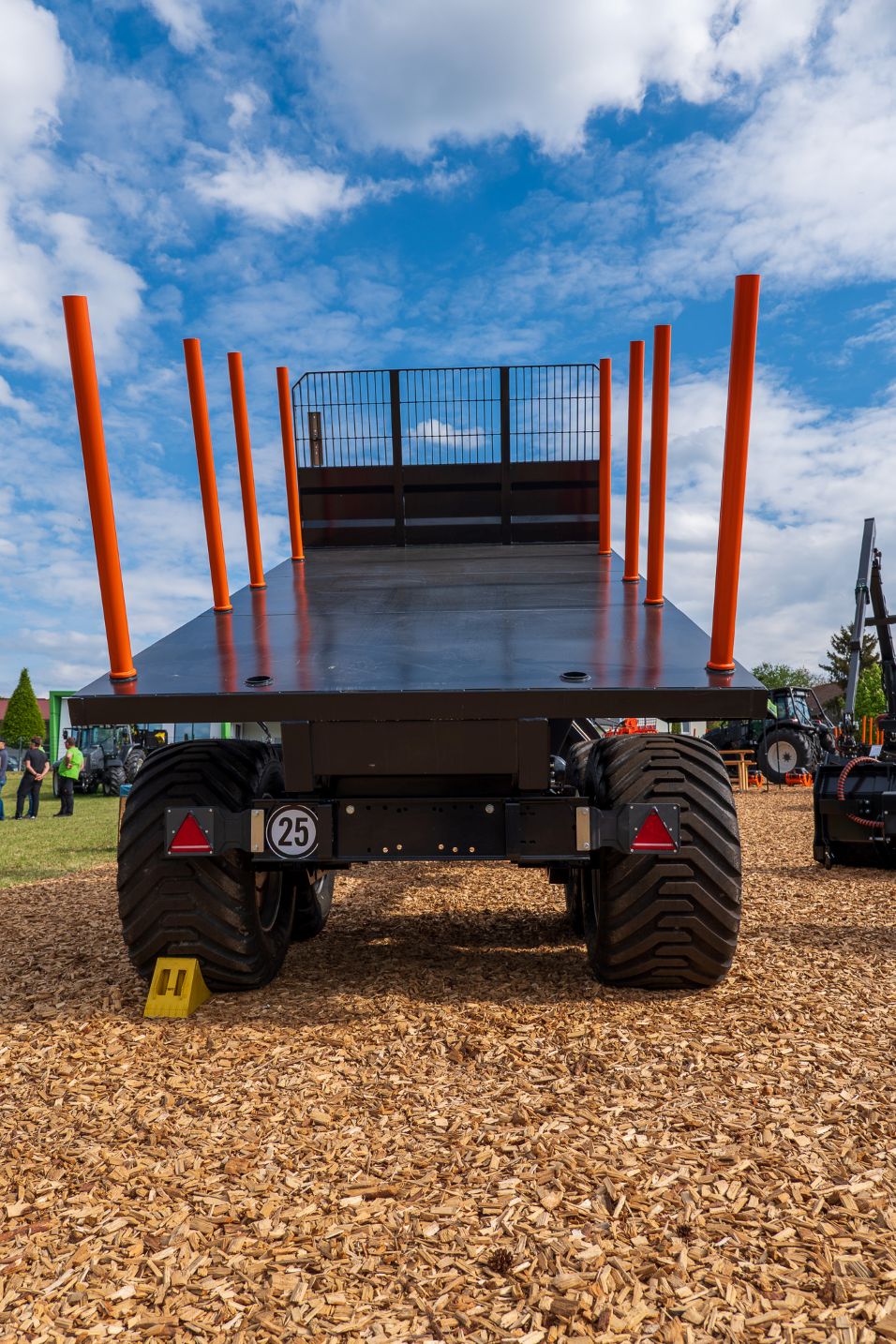 BMF14T2 Platform Tipper Trailer